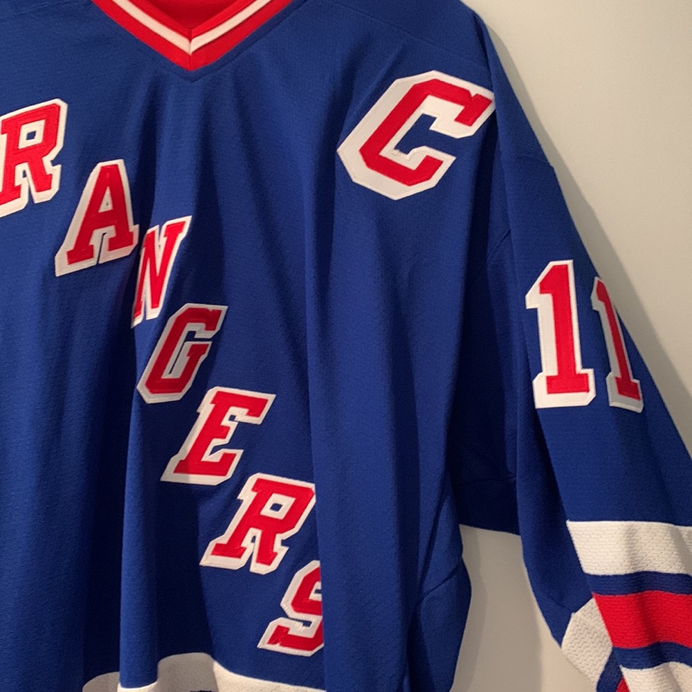 NY Rangers Messier Jersey - Picture 2 of 4